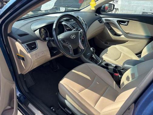 2015 Hyundai ELANTRA Limited