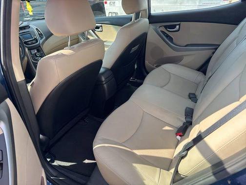 2015 Hyundai ELANTRA Limited