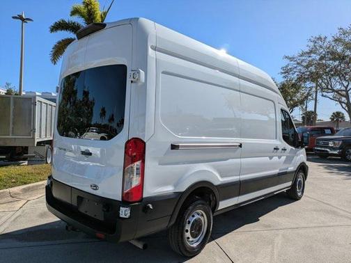 2024 Ford Transit-250 Base