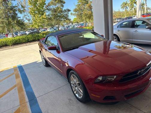 2012 Ford Mustang V6 Premium