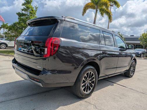 DARK MATTER GREY METALLIC 2025 Ford Expedition Max Platinum