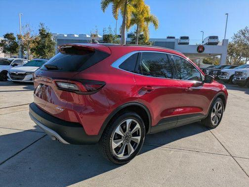 2023 Ford Escape Platinum