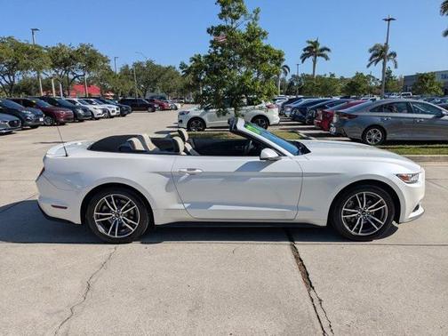 2017 Ford Mustang EcoBoost Premium