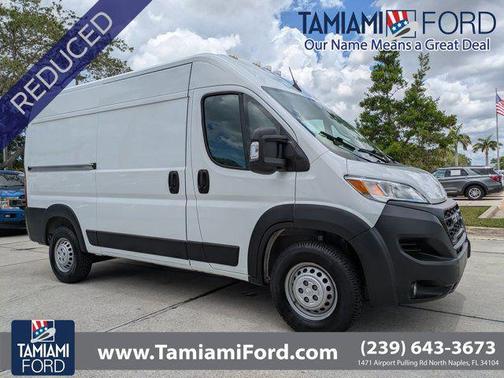 Bright White Clearcoat 2024 RAM ProMaster 2500 Tradesman
