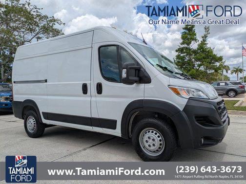 Bright White Clearcoat 2024 RAM ProMaster 2500 Tradesman