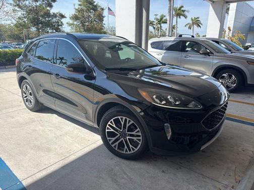 2020 Ford Escape SEL