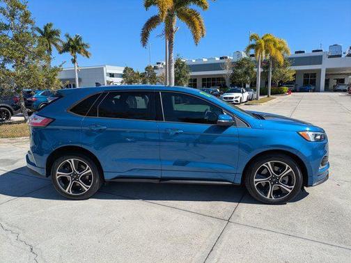 2021 Ford Edge ST
