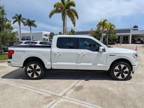 2023 Ford F-150 Lightning Platinum
