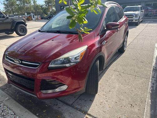 RUBY RED METALLIC TINTED CC 2016 Ford Escape Titanium