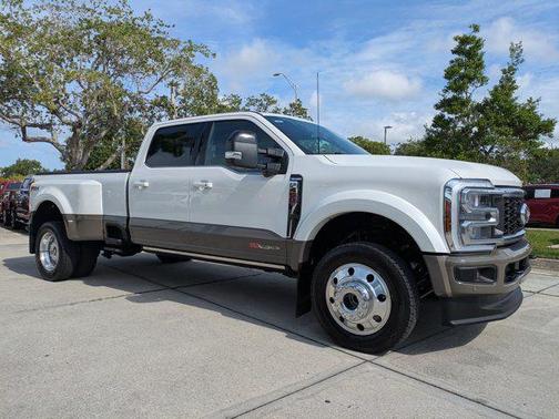 STAR WHITE 2026 Ford F-450 King Ranch