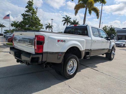 STAR WHITE 2026 Ford F-450 King Ranch