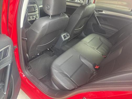 2015 Volkswagen Golf Auto TSI S