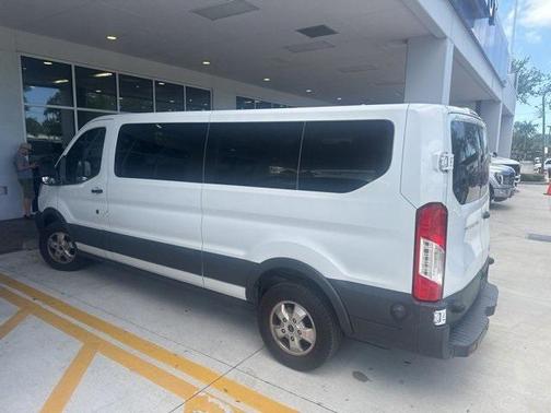 2017 Ford Transit-350 XL