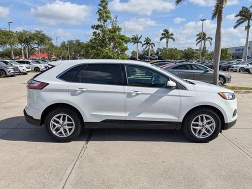 2021 Ford Edge SEL