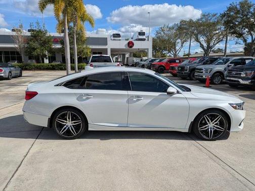 2022 Honda Accord Touring 2.0T