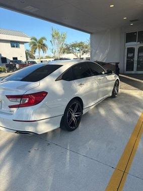 2022 Honda Accord Touring 2.0T