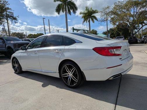 2022 Honda Accord Touring 2.0T