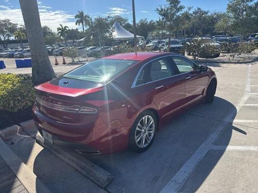 2013 Lincoln MKZ Base