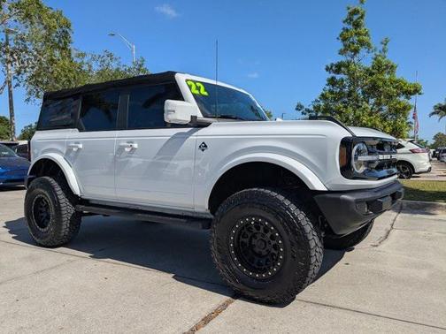 2022 Ford Bronco Outer Banks