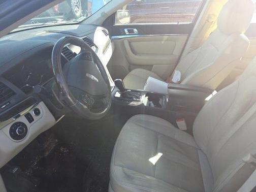 2015 Lincoln MKS Base