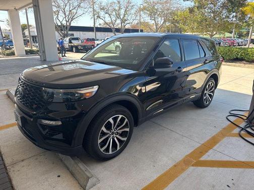 2021 Ford Explorer ST