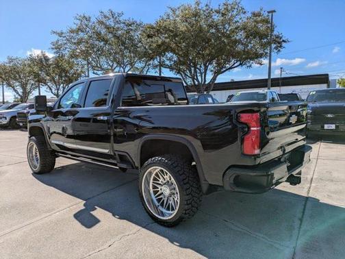 2024 Chevrolet Silverado 2500 High Country