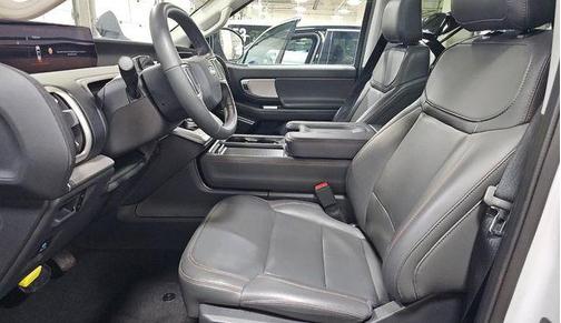 2025 Ford Expedition Max Active 4x2