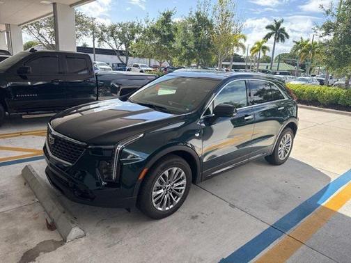 2024 Cadillac XT4 Premium Luxury