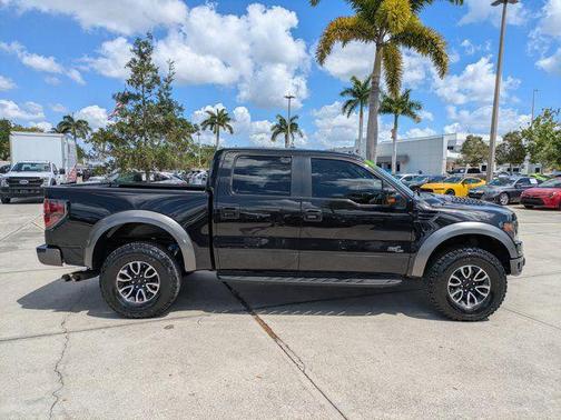 TUXEDO BLACK METALLIC 2014 Ford F-150 SVT Raptor