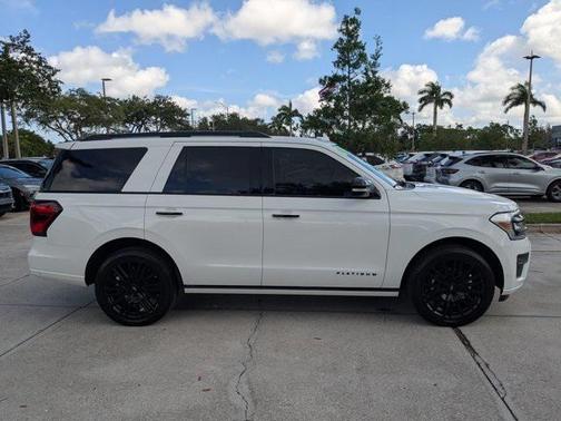 2024 Ford Expedition Platinum