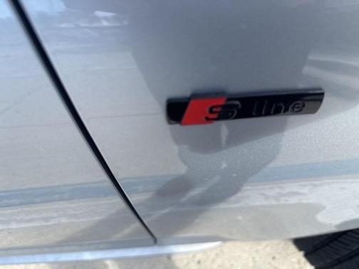 2019 Audi A4 2.0T Premium Plus