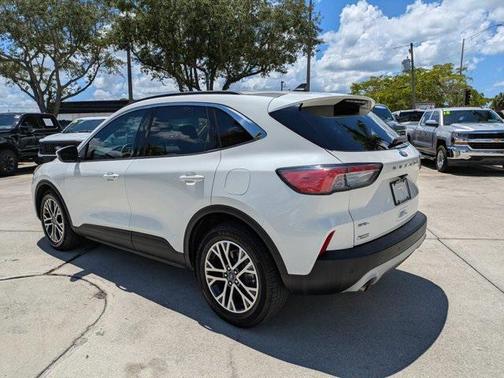 2020 Ford Escape SEL