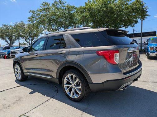 STONE GRAY METALLIC 2021 Ford Explorer Platinum