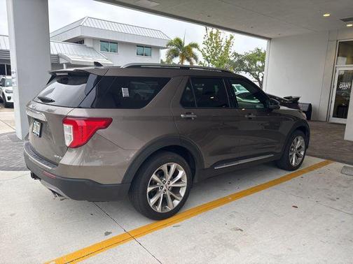 STONE GRAY METALLIC 2021 Ford Explorer Platinum