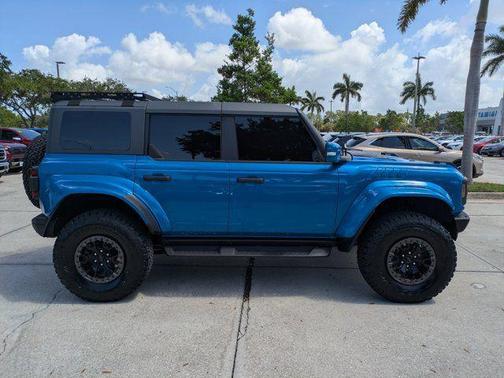 VELOCITY BLUE METALLIC 2024 Ford Bronco Raptor