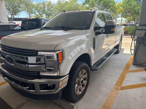 OXFORD WHITE 2019 Ford F-350 Lariat