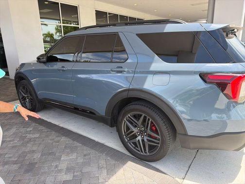 VAPOR BLUE 2025 Ford Explorer ST-Line