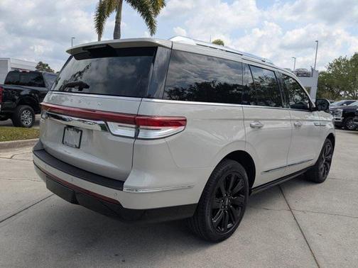 2023 Lincoln Navigator Reserve