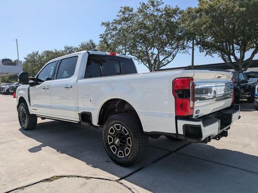 Star White Metallic Tri-Coat 2024 Ford F-250 Platinum