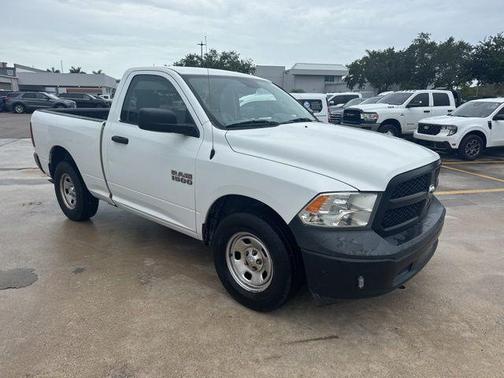 Bright White Clearcoat 2018 RAM 1500 Tradesman