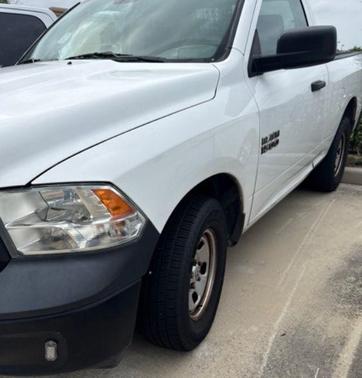 Bright White Clearcoat 2018 RAM 1500 Tradesman