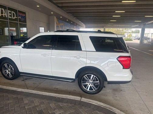 2023 Ford Expedition XLT