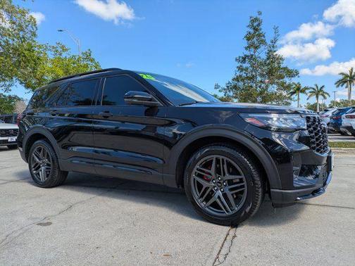 AGATE BLACK METALLIC 2025 Ford Explorer ST