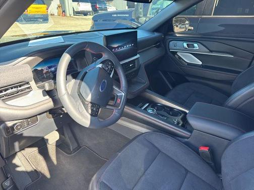 AGATE BLACK METALLIC 2025 Ford Explorer ST