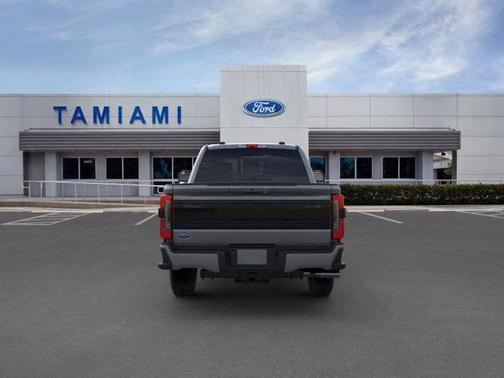 2025 Ford F-350 Platinum