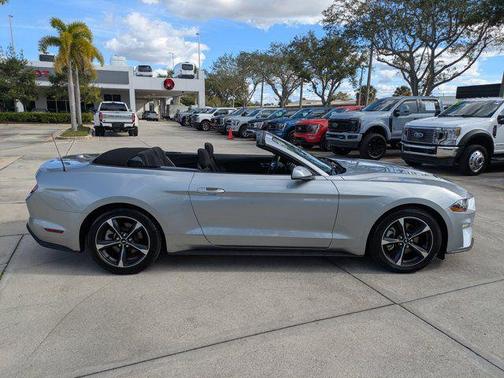 2023 Ford Mustang EcoBoost