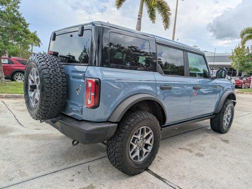 Azure Gray Metallic Tri-Coat 2025 Ford Bronco Badlands