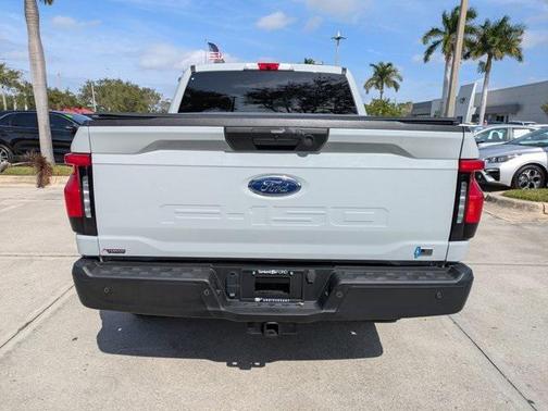 2023 Ford F-150 Lightning Pro