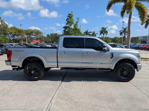 Iconic Silver Metallic 2022 Ford F-250 Platinum