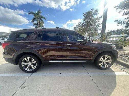 2020 Ford Explorer Platinum